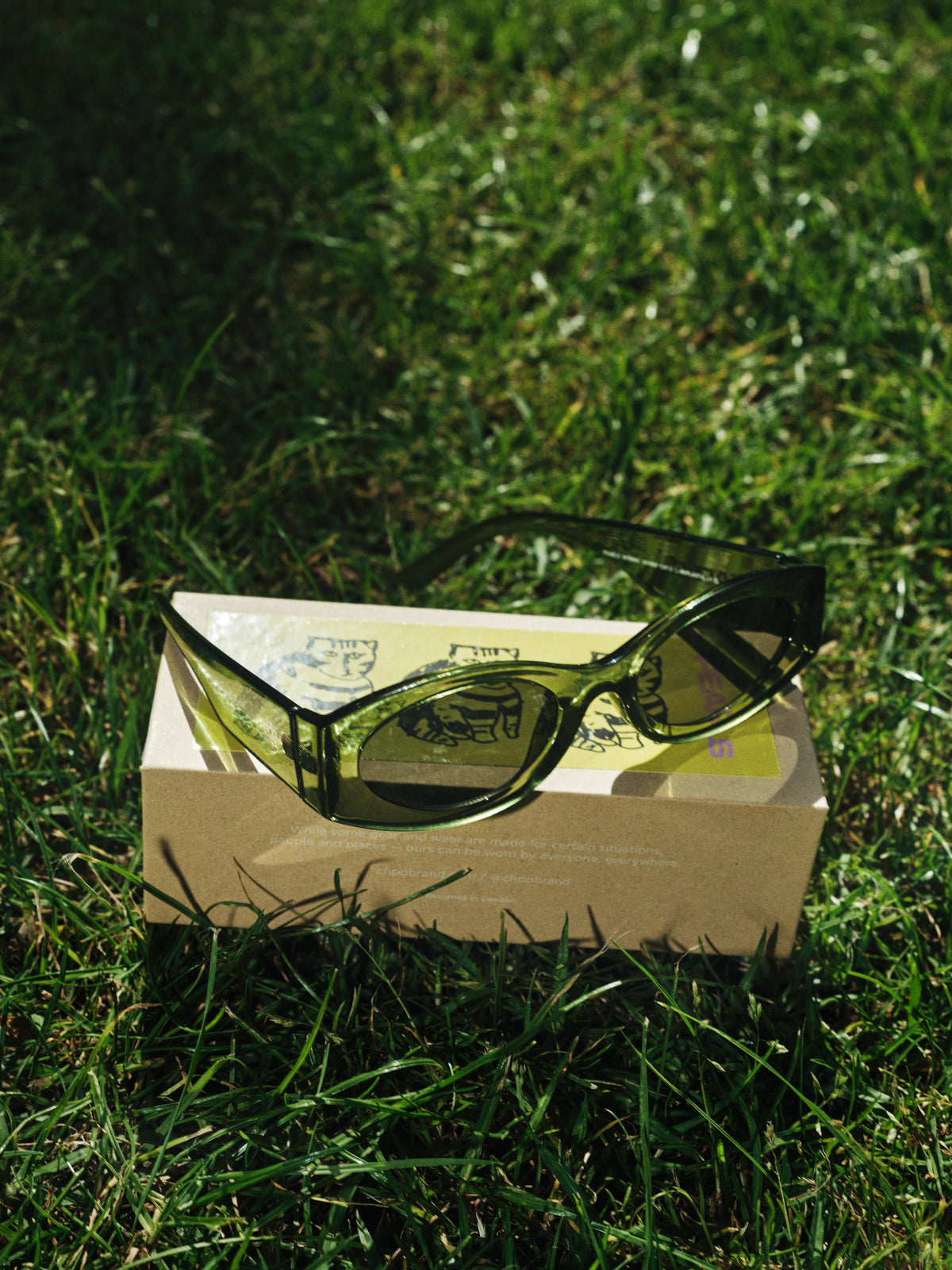 PEARLS x CHPO SUNGLASSES GREEN
