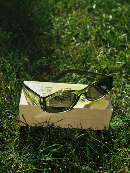 PEARLS x CHPO SUNGLASSES GREEN